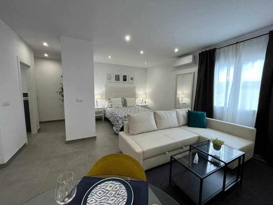 XXI E Apartamentos Morales & Arnal 龙达 外观 照片