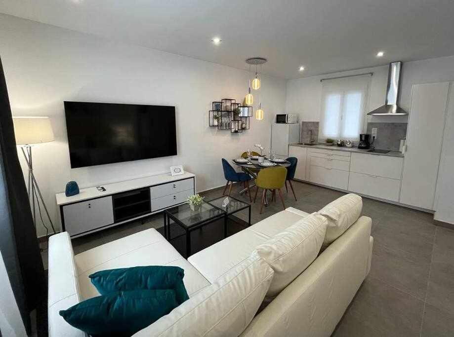 XXI E Apartamentos Morales & Arnal 龙达 外观 照片